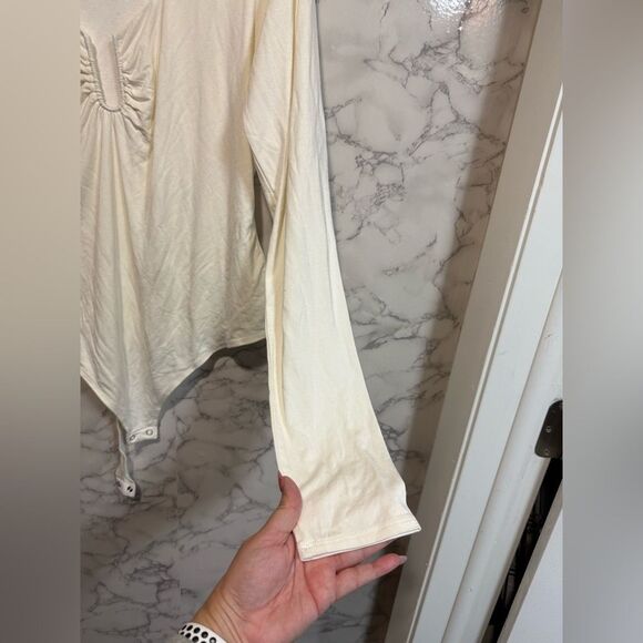 NEW Good American- GOOD TOUCH
U RING BODYSUIT Cream Size 5=2XL - Picture 10 of 15